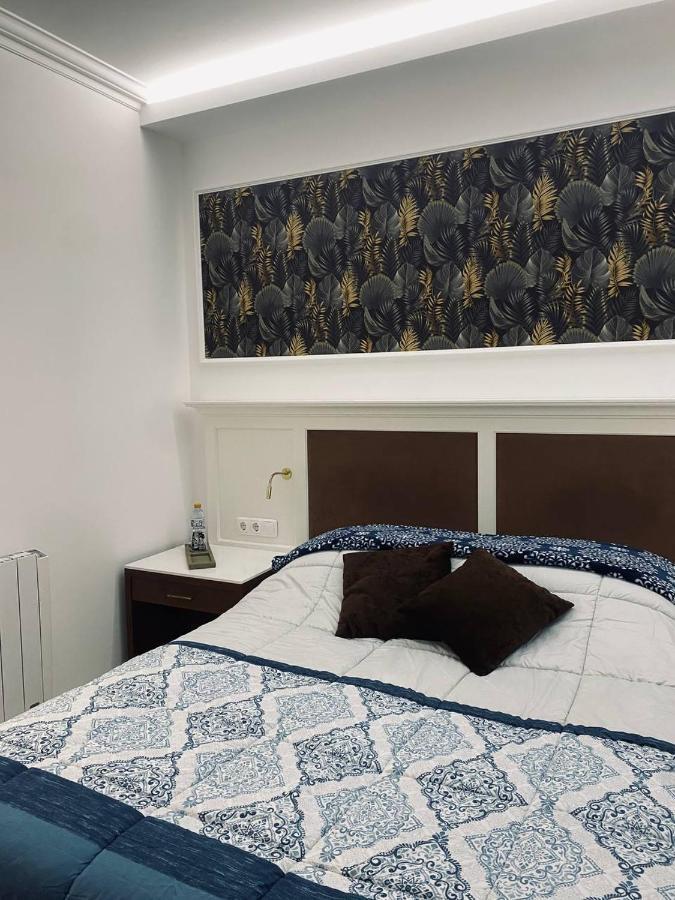 Private Room Trafaria Екстер'єр фото