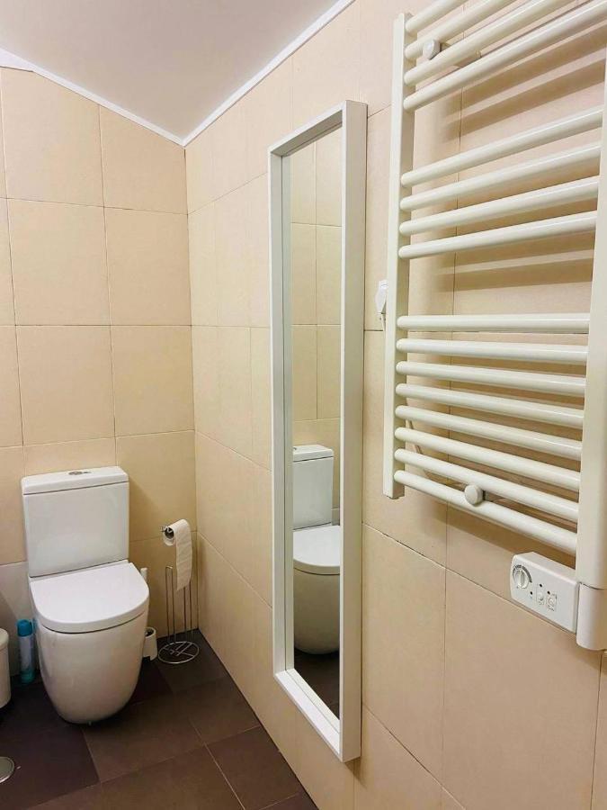 Private Room Trafaria Екстер'єр фото